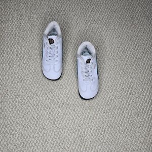 Puma Roma Country White Sneakers Classic Low-Top Design Size 9C